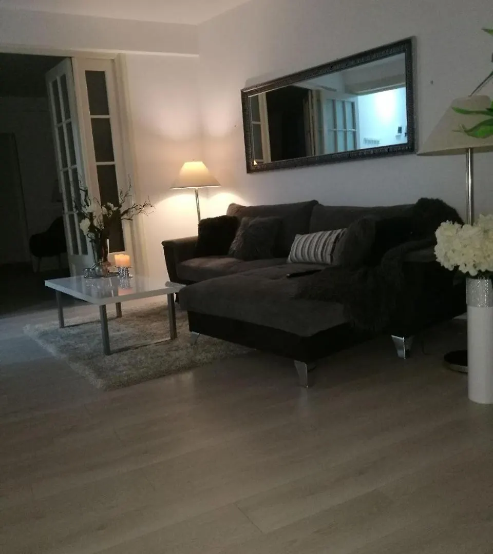 Metropole Apartments Invilla Old City Bucharest