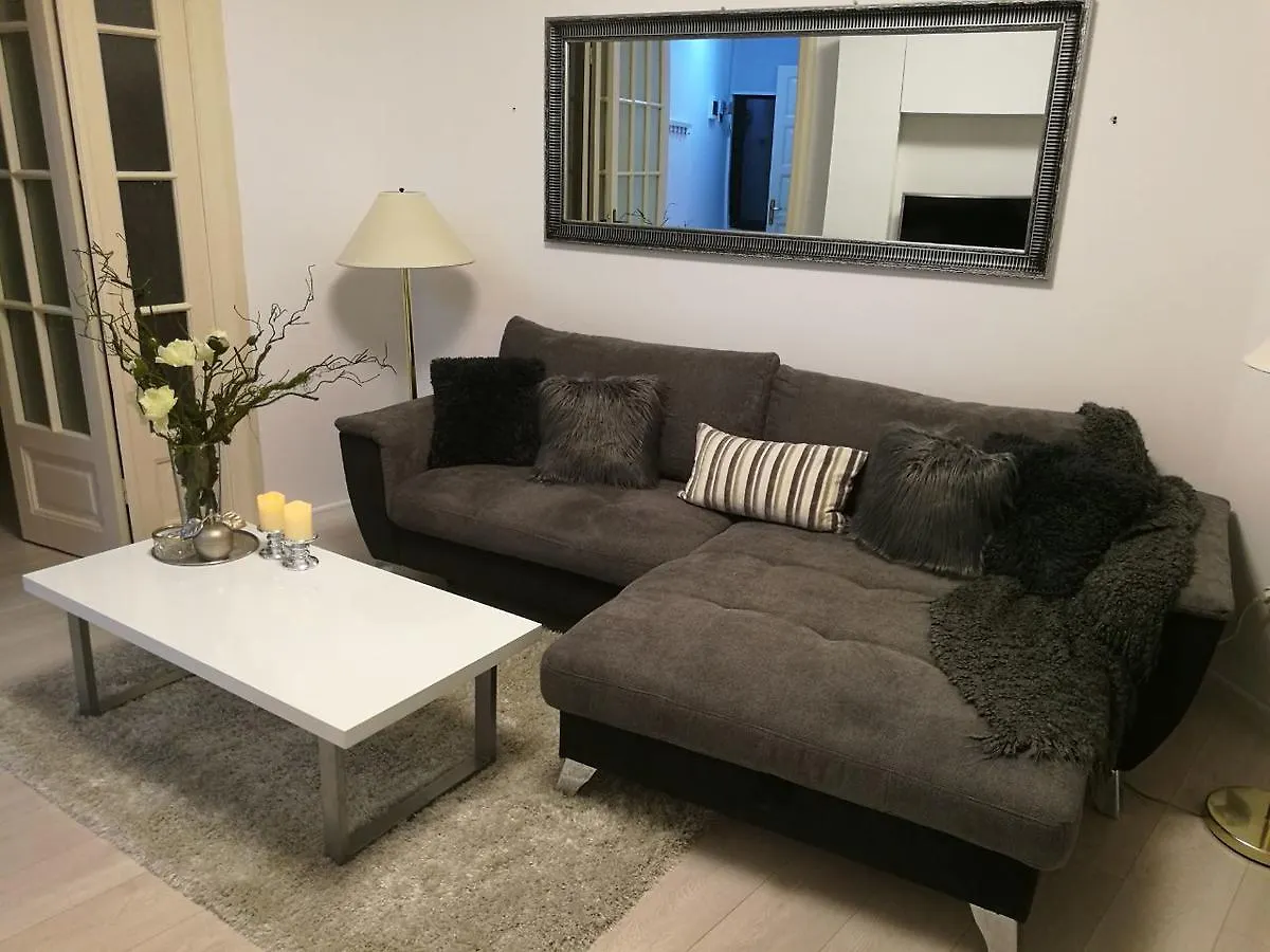 Metropole Apartments Invilla Old City Bucharest