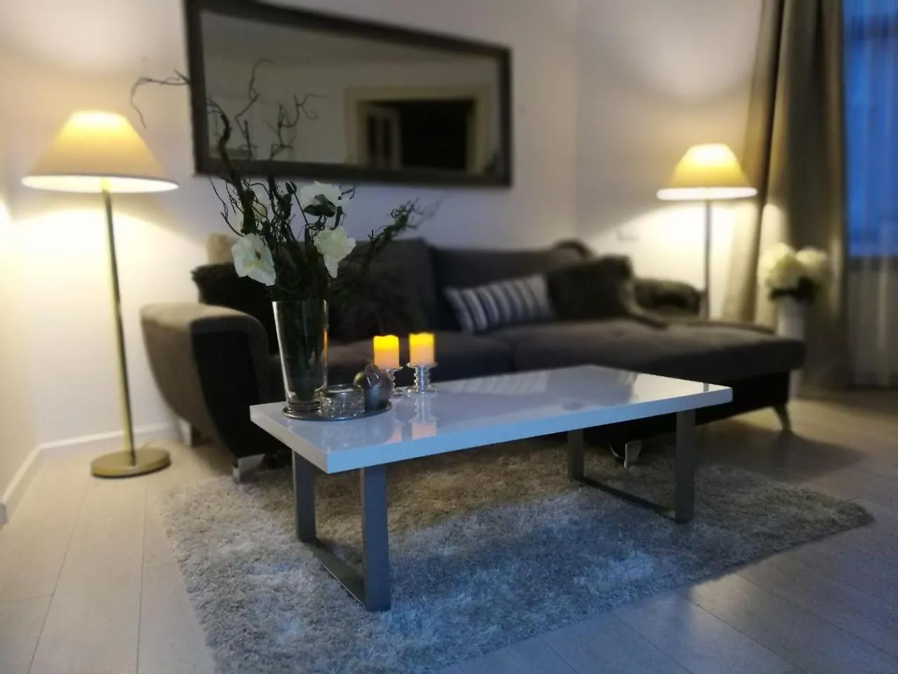 Metropole Apartments Invilla Old City Bukareszt