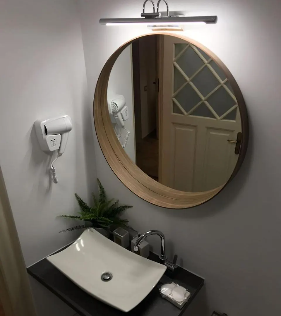Metropole Apartments Invilla Old City 부쿠레슈티